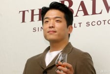 안성재 다 펴지 못한 손가락…"절단 사고에 3시간 택시 타고 가 봉합"