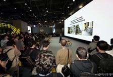 화면밖 AI, 몸을 입었다…CES 장악한 로봇 대전