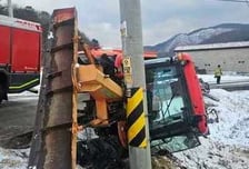 횡성서 제설작업 하던 트랙터 전복…50대 운전자 심정지