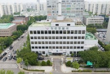 술도 안 마셨는데…새벽 1시 신호위반 '쾅', 4명 병원 이송