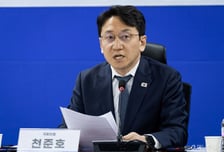 [속보]한병도, 민주당 새 원내운영수석에 재선의 천준호 임명