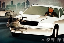 '가족 나들이' 80대가 몰던 차 사고...아내 숨지고 아들 중상