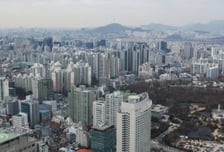 "반값 아파트, 대출 80%" 정부 믿었는데…"신혼특공 날릴 판" 날벼락