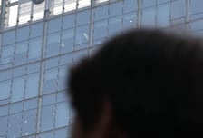 공정위, 쿠팡 본사 현장조사…김범석 총수 지정 관련 조사