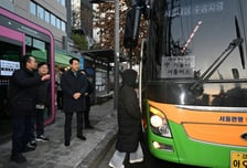 시민 '출근길' 점검한 오세훈 시장 "시내버스 정상화 모든 역량 집중"