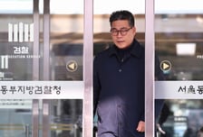 경찰 "백해룡팀 대체 수사관 파견 결정"…종료날까지 날선 기싸움