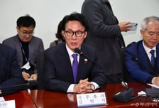 과학기술인 만난 김민석 총리 "연구자들 도전하는 생태계 만들 것"