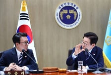 김민석 총리 "이재명 대통령 피습 사건, 20일 테러 지정 여부 논의"