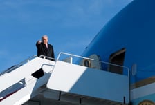 트럼프, '이란 개입' 결단했나…"카타르 미군기지에 일부 철수 권고"