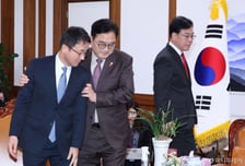 與 '2차특검' vs 野 '필리버스터'…새해 첫 본회의 정면충돌 예고