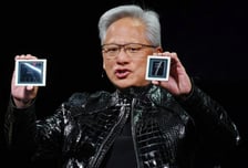 관세까지 붙은 '트로이 목마' …美 H200 허가에 中 '불편하네'