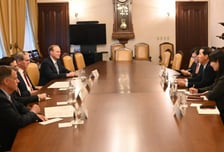 美구두개입에도 '우환'… 정부, 규제 고심