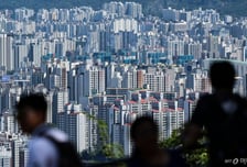 "어차피 당첨 안 돼, 주식이나 할래"...청약통장 30만명 빠져나갔다