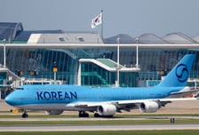 대한항공, 합병 앞두고 실적방어·항공우주 부각…목표가↑-LS