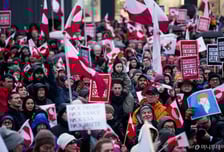 트럼프 '관세폭탄' vs 유럽 "보복관세" 맞불…분열하는 동맹