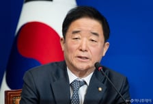 與당무위 '1인1표제' 의결…"개인이익?" 당내 이견 일축한 정청래