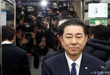 "당에 부담주지 말라" 요청에 결국 탈당...김병기 "다시 돌아올 것"