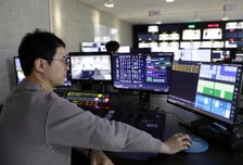 방송준비 시간 50% 단축...SK스토아 '조명 자동화' 시스템 도입