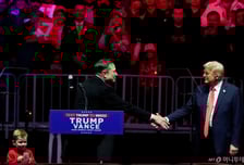 머스크, 공화당 경선후보에 150억원 기부…정치권 영향력 또 부각