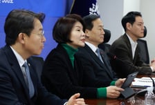 與한정애 "이혜훈 청문회 보이콧 국민 '알 권리' 박탈...몽니 멈춰라"