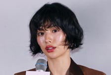 "나나가 흉기 휘둘러" 강도 적반하장...판사 "가만있을 수 있겠나"