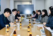 김병수 시장 "아이들 학습권 최우선, 법 테두리 안에서 최대한 수용"