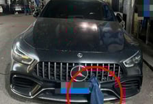 "옷으로 번호판 가려"...식당 앞 불법주차, 4만원 아끼려다 더 센 처벌