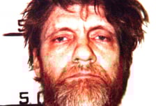 "택배상자에 폭탄" FBI도 못 잡아...17년 완전범죄 끝낸 전화 한 통[뉴스속오늘]