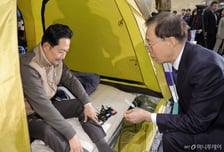 '일주일 단식' 장동혁 찾은 이석연 "통합, 힘 있는 쪽에서 팔 벌릴 때 이뤄져"