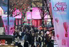 최휘영 장관, 이부진과 더현대서울 간다…"외국 손님 유치 노력"