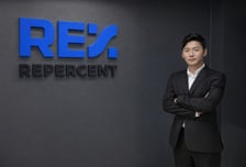 "데이터 기반 중고폰 거래"…21세기전파상, 'RE%'로 리브랜딩