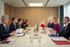 조현, 브뤼셀서 EU와 전략대화 개최…안보·방위·통상 현안 협의