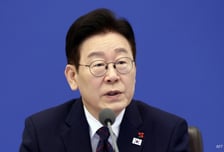 李대통령이 선그은 '다주택자 양도세' 중과 유예…왜?