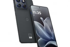 '왕년의 스타' 모토로라, 공짜로 써볼까? '쌀알 두께' 초슬림폰 출시