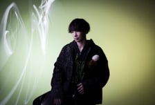 '日 인기 싱송라' 모사오, 오늘(23일) 신곡 'What is love' 발매?