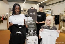 "중국 가려다 실패" 그때 그 '쓴맛'서 배웠다...외국인 줄 세우는 'K'의 힘