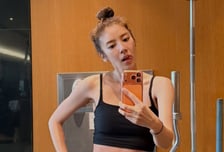 손담비, 출산 1년 만에 만든 '11자 복근'…운동법 대공개 [셀럽웰빙]