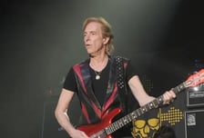 독일 록 밴드 '스콜피온스' 베이시스트 부흐홀츠 별세