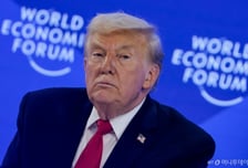 트럼프, 캐나다에 '100% 관세' 위협…USMCA 재검토 험로 예고