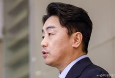 강훈식 비서실장 "故 이해찬 영면…삶 관통했던 '한 문장' 가슴에 새긴다"