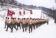 해병대 사령관에게 '장성급 징계·진급 추천권' 위임한다