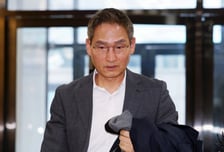 상설특검, 엄성환 전 쿠팡CFS 대표이사 피의자 소환