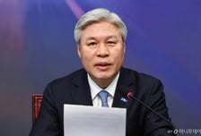 "민주당에 DNA 섞일 것"..."강력 유감" 발끈한 조국혁신당