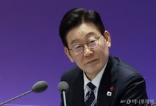 "세금으로 집값 잡힌 적 없어"...다주택자 압박 '文정부 시즌2' 우려