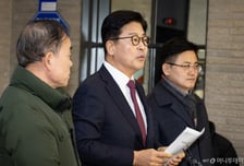 국힘 윤리위, '친한' 김종혁 전 최고위원에 '탈당 권유' 결정