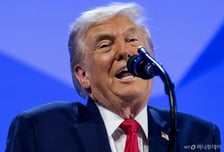 "자동차 25% 관세 부과"…트럼프 발언에 현대차 그룹주 ↓