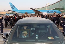 [사진]장례식장으로 향하는 고 이해찬 수석부의장