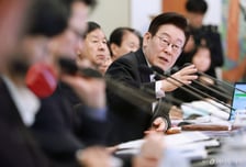 이재명 대통령 "금감원만 인지 수사시 檢 승인 받도록 한 것 부당…고치라"