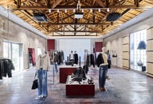 마뗑킴, IT 기술·예술 담은 성수 플래그십 스토어 공개