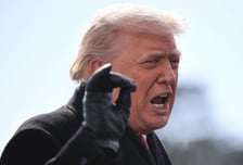 달러가치 4년만의 최저에도…트럼프 "달러 약세 걱정 안해"